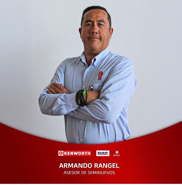 Armando Rangel, asesor comercial de seminuevos BACE en Querétaro